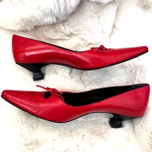 Red CASADEI Kitten Heels 8.5 [VINTAGE - NWT BARELY WORN] - Picture 5 of 7